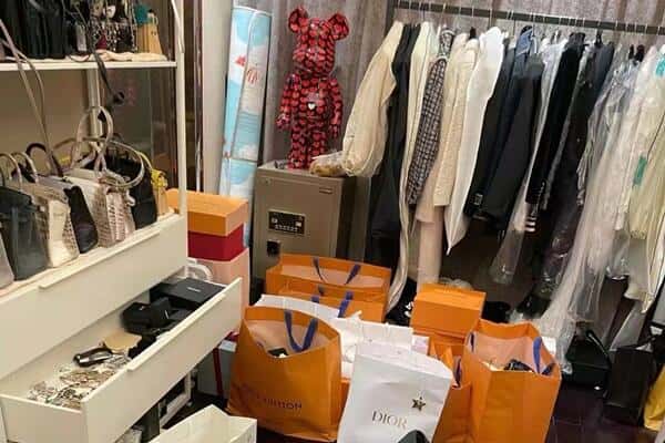 通辽扎鲁特旗回收一线品牌衣服